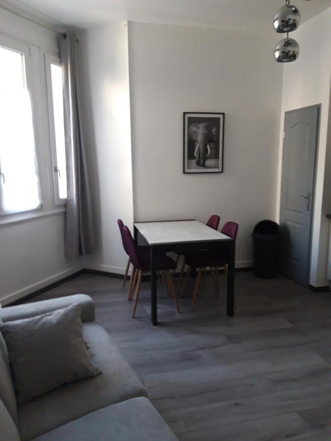 Apartment Curial Insolite